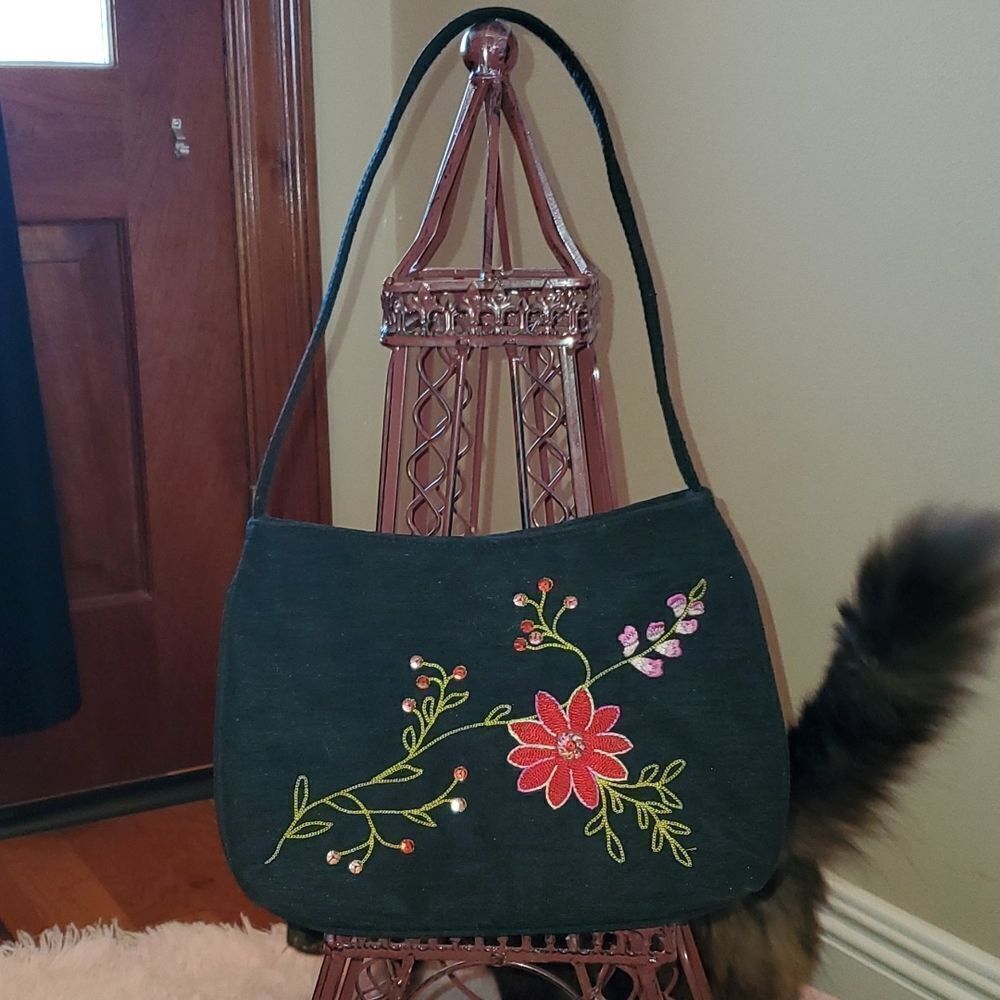 EUC Liz Claiborne black purse